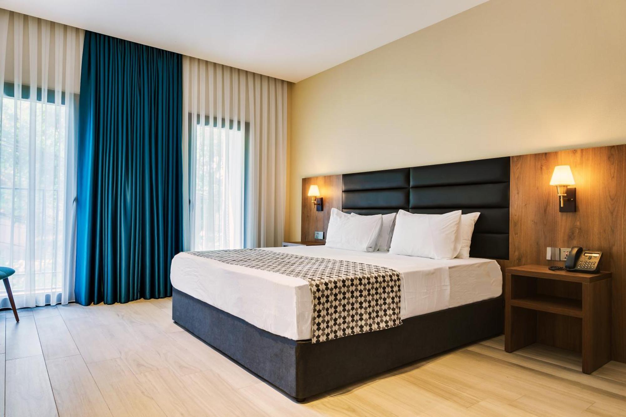 Eleven Inn Tbilissi Extérieur photo